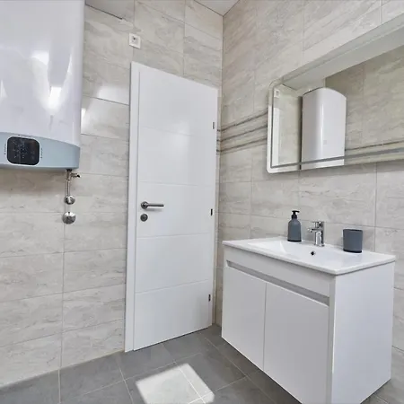 & Seaside Apartment Kastela