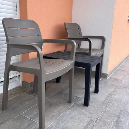 & Seaside Apartment