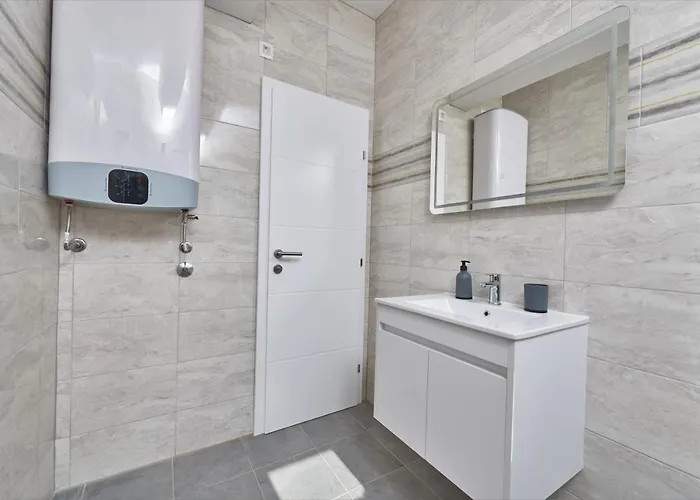 & Seaside דירה Kaštela