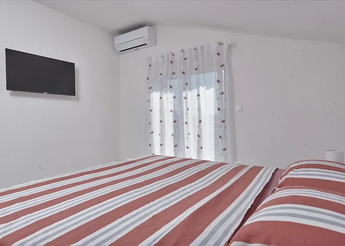 & Seaside דירה Kaštela