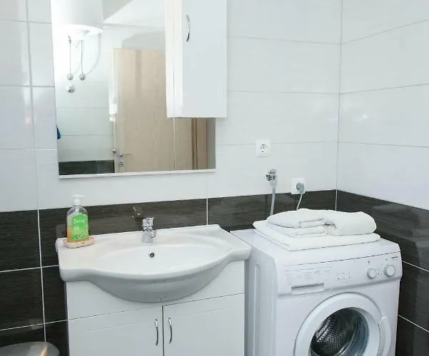 & Seaside * Kaštela